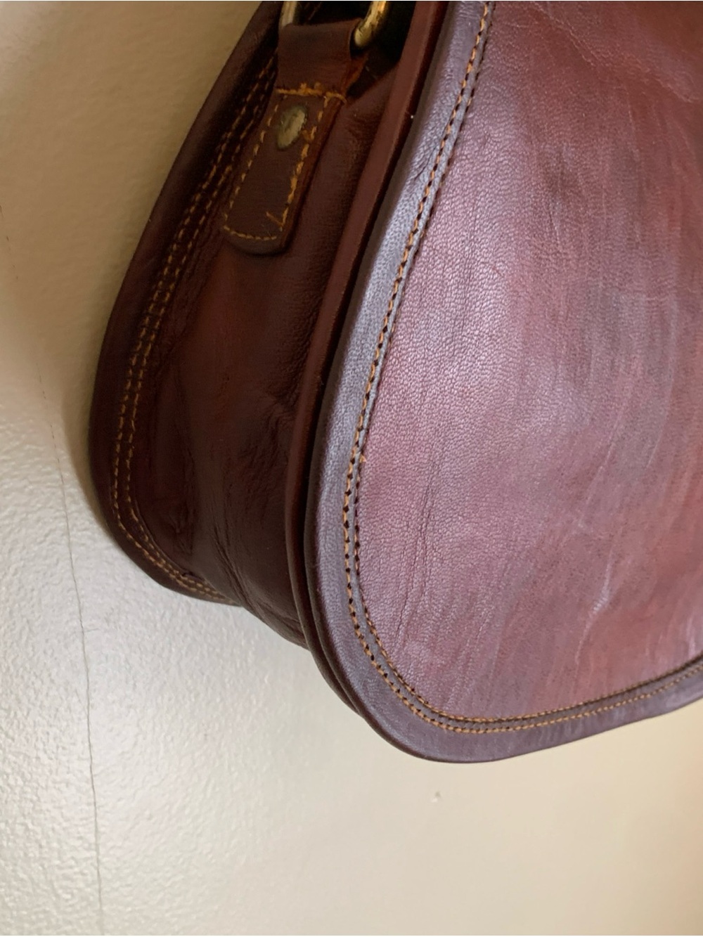 Vtg Waxed Leather Messenger Bag Crossbody Green Canvas Interior Brass Hardware - Picture 3 of 9
